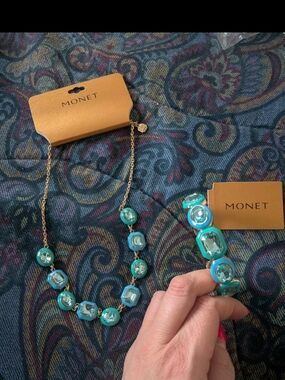 Monet Gold-Tone Necklace and Bracelet with Turquoise Gems Brand New